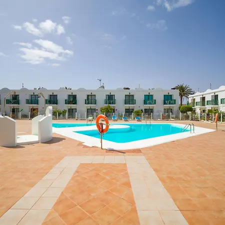 Apartamento De Las Heras Pool View & Wi-fi By Irent Fuerteventura